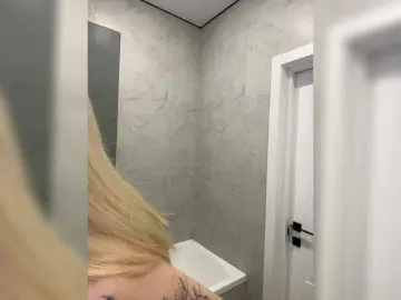 EwaBrown  live sex cam