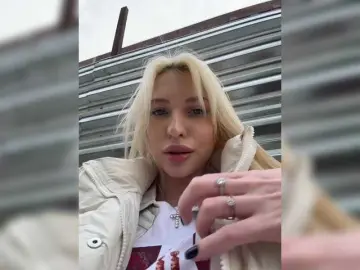 EwaBrown  live sex cam