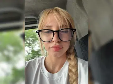 EwaBrown  live sex cam