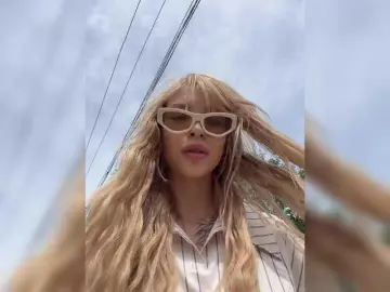 EwaBrown  live sex cam