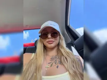 EwaBrown  live sex cam