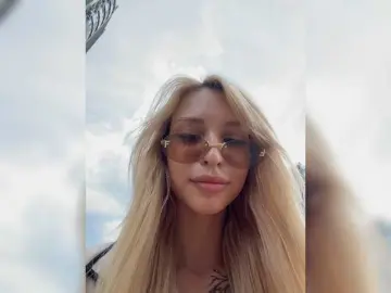 EwaBrown  live sex cam