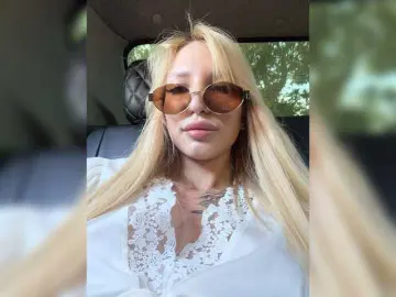 EwaBrown  live sex cam