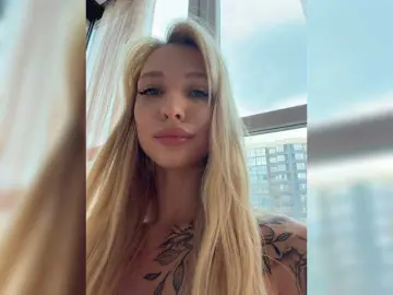 EwaBrown  live sex cam