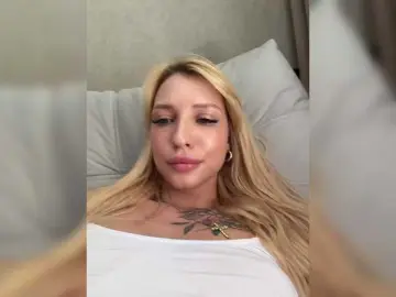 EwaBrown  live sex cam