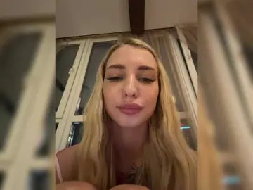 EwaBrown  live sex cam