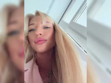 EwaBrown  live sex cam