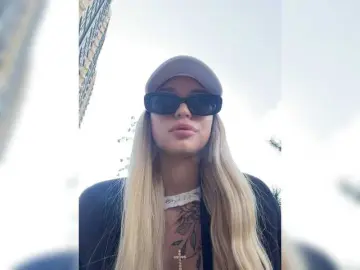 EwaBrown  live sex cam