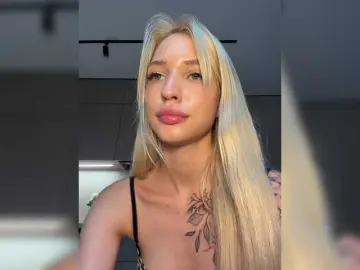 EwaBrown  live sex cam