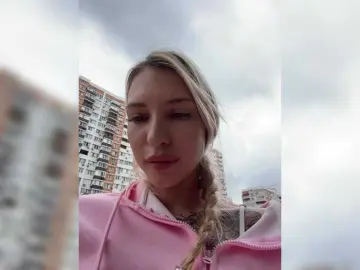 EwaBrown  live sex cam