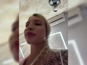 EwaBrown  live sex cam