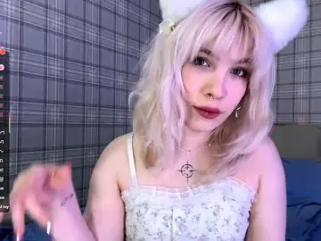 MickiRechel  live sex cam