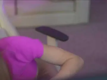 Anabelka054  live sex cam