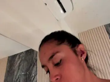 AnnaJhons  live sex cam