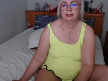 BozhenaNude  live sex cam