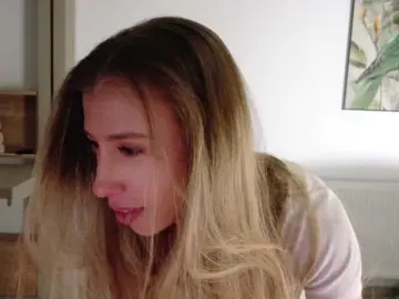 DiddySweet1  live sex cam