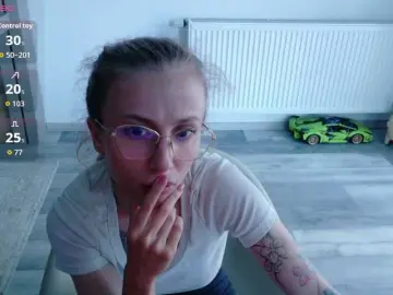 DiddySweet1  live sex cam