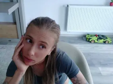 DiddySweet1  live sex cam
