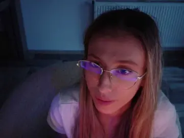 DiddySweet1  live sex cam
