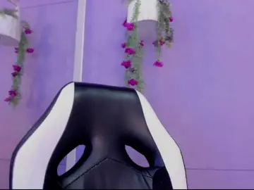 Emma-Queen-  live sex cam