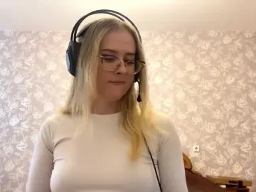 LaceyCockrell  live sex cam