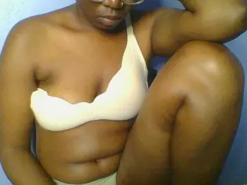 Lovely-browney  live sex cam