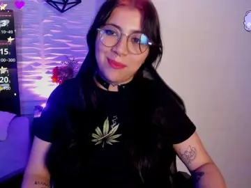 Melody-Black  live sex cam