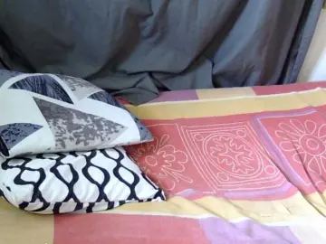 Sweet-ebony20  live sex cam