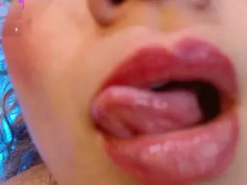 Adairamars  live sex cam
