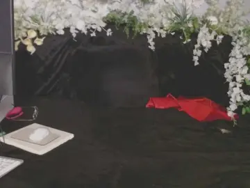 Olhanodeta1ls  live sex cam