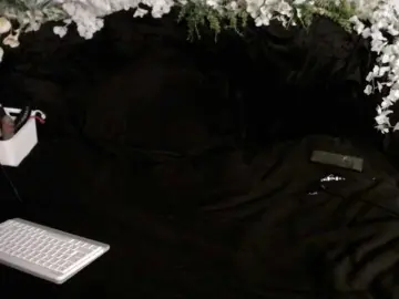Olhanodeta1ls  live sex cam