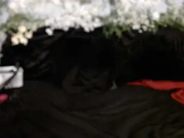 Olhanodeta1ls  live sex cam