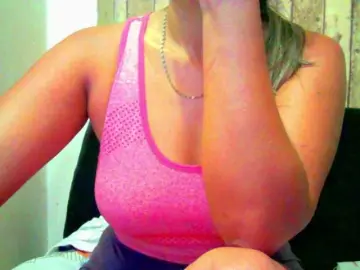 Celestee-1  live sex cam