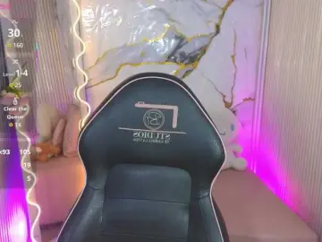 Chiara-tay  live sex cam