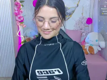 Chiara-tay  live sex cam