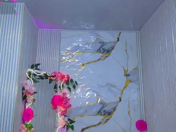 Chiara-tay  live sex cam