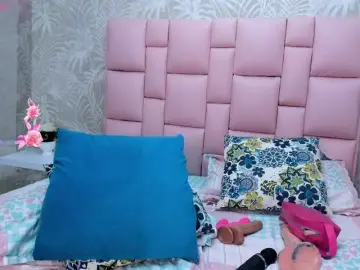 DannaKeys  live sex cam