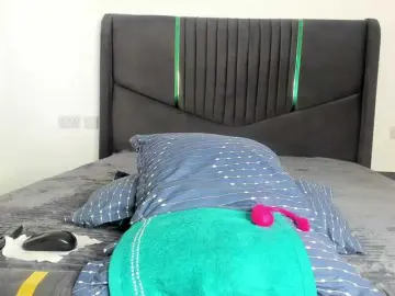 Little-Freak  live sex cam