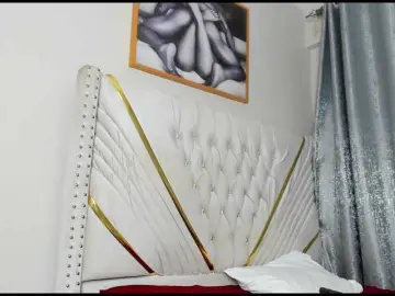 Little-Freak  live sex cam