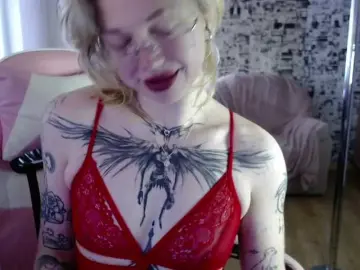 LolaHot  live sex cam
