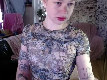 LolaHot  live sex cam