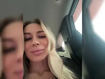 Lovensesgirl  live sex cam