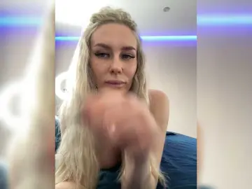 Lovensesgirl  live sex cam