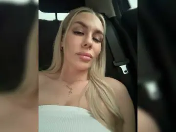 Lovensesgirl  live sex cam