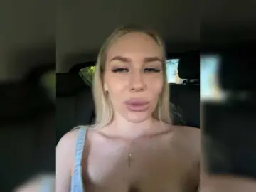 Lovensesgirl  live sex cam