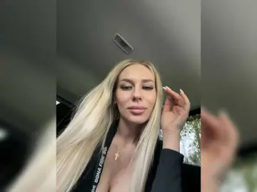 Lovensesgirl  live sex cam
