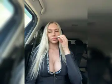 Lovensesgirl  live sex cam