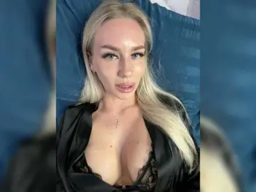Lovensesgirl  live sex cam