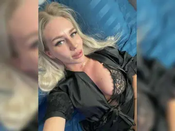 Lovensesgirl  live sex cam