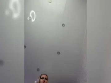 Lovensesgirl  live sex cam